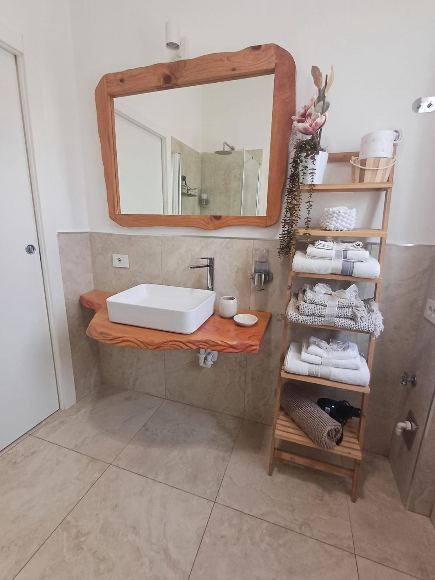 "Nonna Maria" Apartman Venegono Superiore Kültér fotó